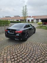 Mercedes-Benz A 180 | Limousine | AMG | Garantie | Night Paket - Mercedes-Benz A 180 in Bielefeld