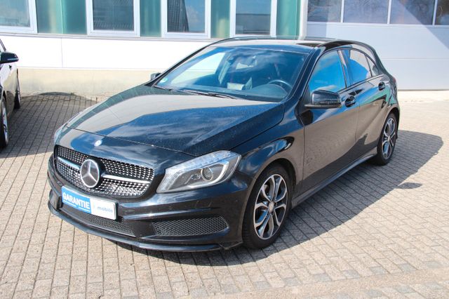 Mercedes-Benz A 200 CDI d 4Matic AMG Line, Pano, Navi, RFK