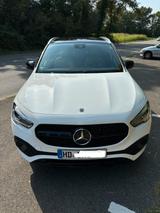Mercedes-Benz PROGRESS*NIGHT*AHK*1.Hand*19 ZOLL*SOUND*AMBIENTE - Mercedes-Benz GLA 200 aus 2021