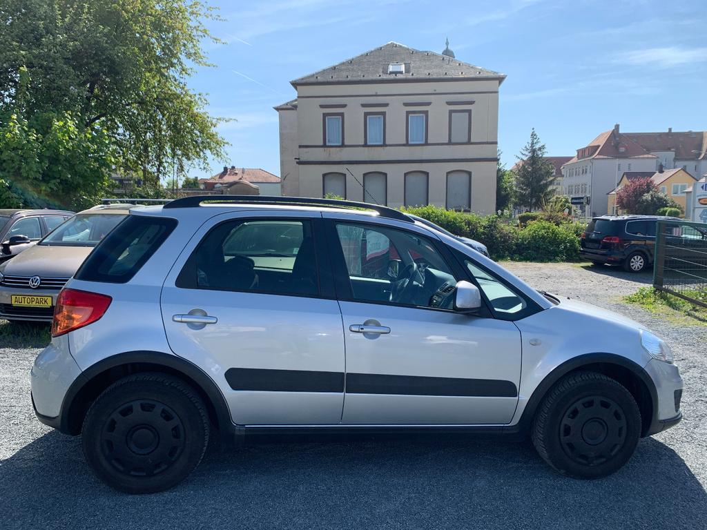 Suzuki SX4