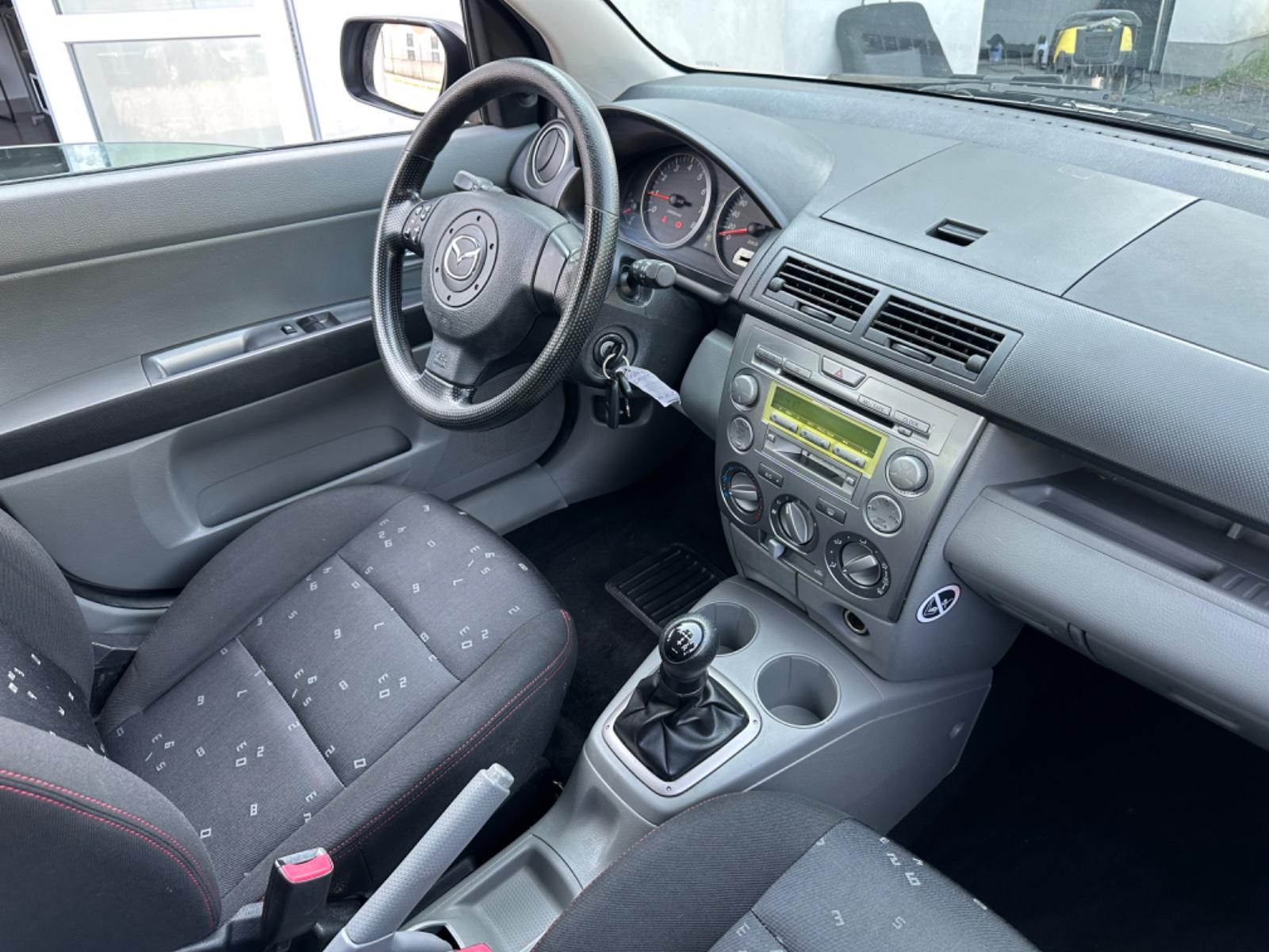 Mazda 2 Automatik 2.HD - Klima - Zahnriemen & TÜV NEU