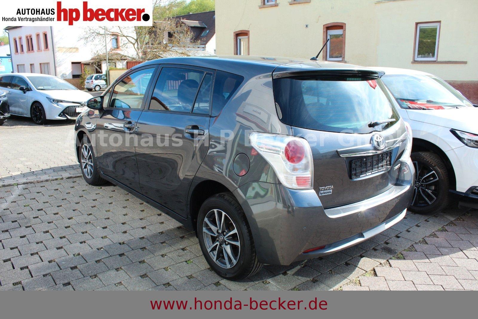 Toyota Verso Comfort Winterräder PDC NAVI KAMERA