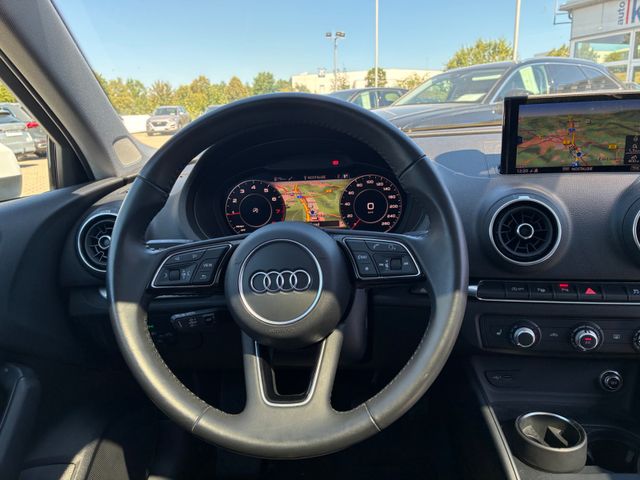 Fahrzeugabbildung Audi A3 Limo 35 TFSI >S Line/PANO/NAV/LED/Sitzheiz<