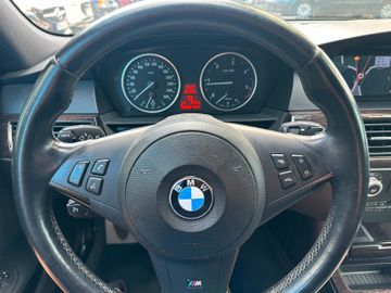 BMW 520 - 12