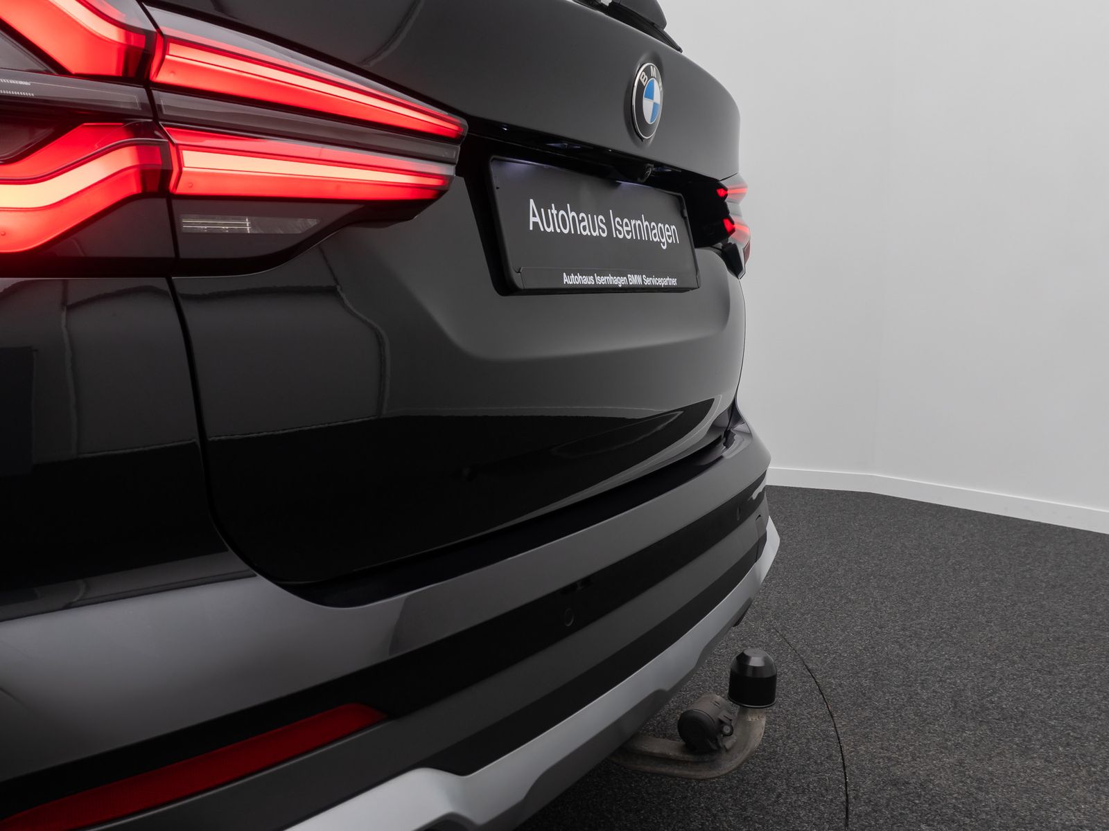 Fahrzeugabbildung BMW X3 xD30d 360°DriveAss DAB AHK Panorama Sportsitz