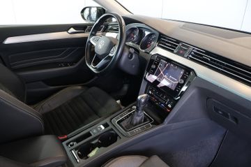 Volkswagen Passat 2.0 TDI Elegance ACC+KAM+MATRIX+AHK