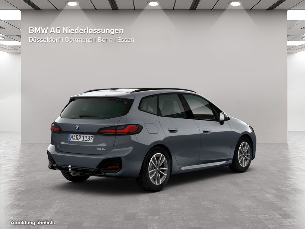 BMW 223 Active Tourer - Bild 4