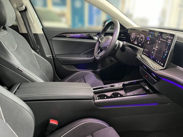 Fahrzeugabbildung Volkswagen Passat Variant 2.0 TDI DSG ELEGANCE AHK IQ.DRIVE