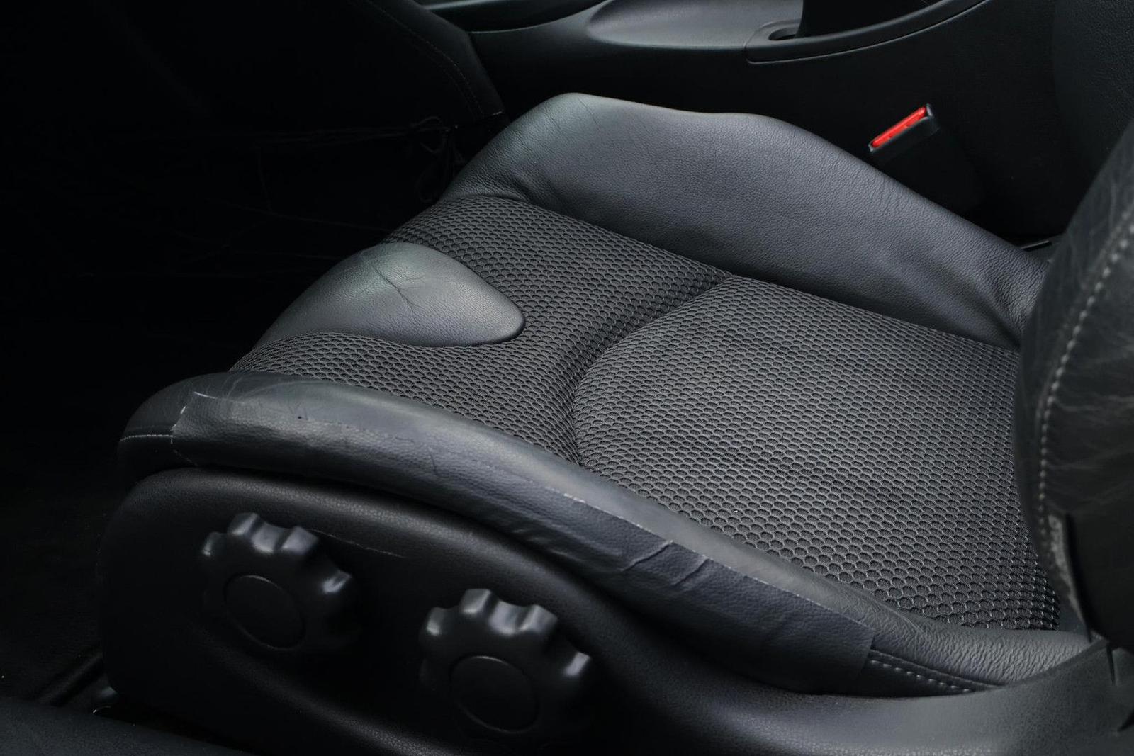 Nissan 370Z Roadster 3.7 V6 Pack | 328 ch | BVA | Capote électrique | Sièges chauffants | Xénon | Bluetooth | Régulateur de vitesse