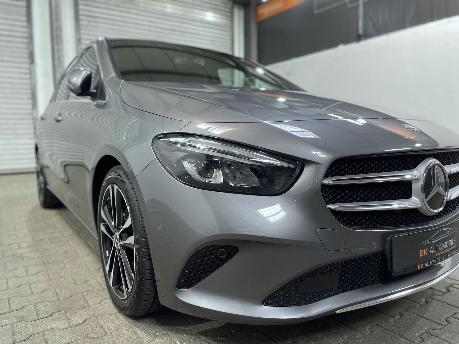 Fahrzeugabbildung Mercedes-Benz B 200 Progressive Edition19#LED#Burmester#Kamera