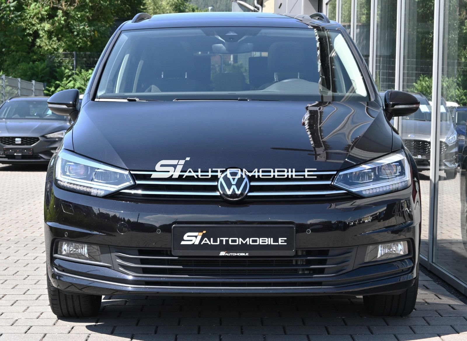 Fahrzeugabbildung Volkswagen Touran 1.5 TSI DSG °ACC°AHK°PANO°STHZ°DYNAUDIO°