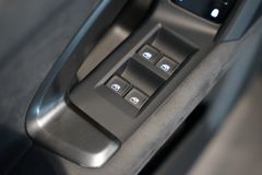 AUDI Q5 e-Hybrid quattro | Tech pro | Pano | Carbon AUDI Q5 e-Hybrid quattro | Tech pro | Pano | Carbon