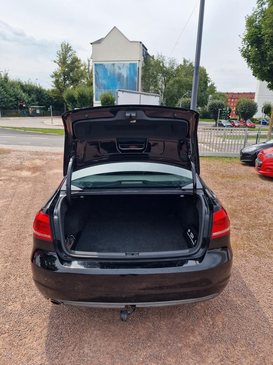 Volkswagen Passat*196TKm*Automatik*Klimaauto*SHZ*AHK