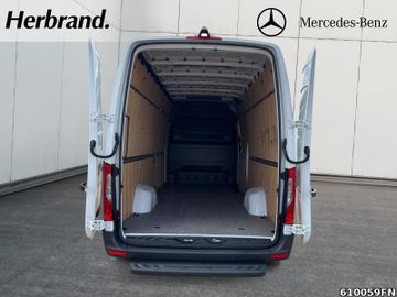 Mercedes Sprinter - 11