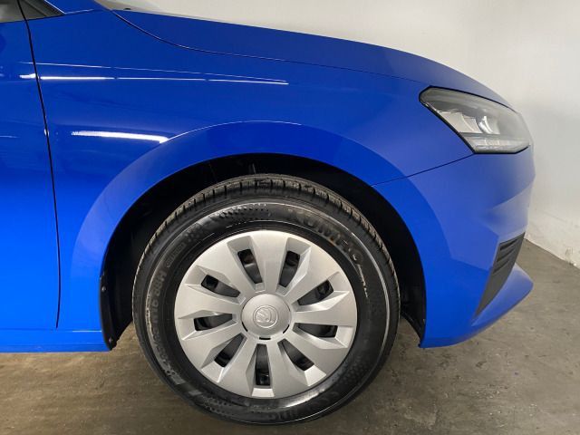 Fabia Easy 1.0 LED+RADIO+ZV+DAB