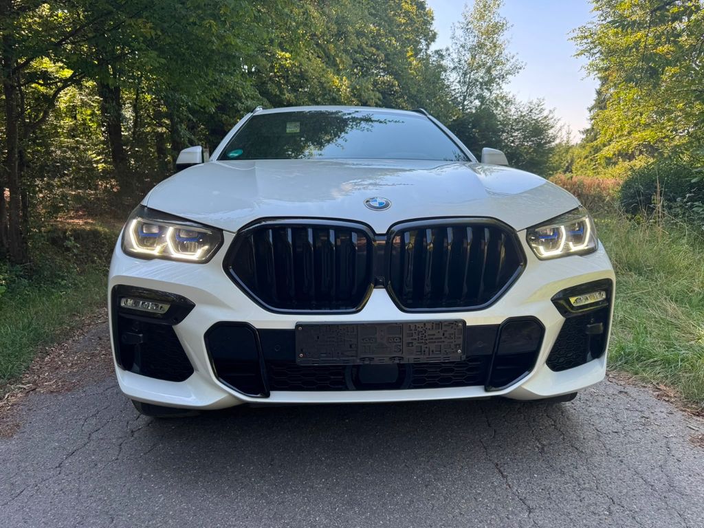 Image of BMW X6