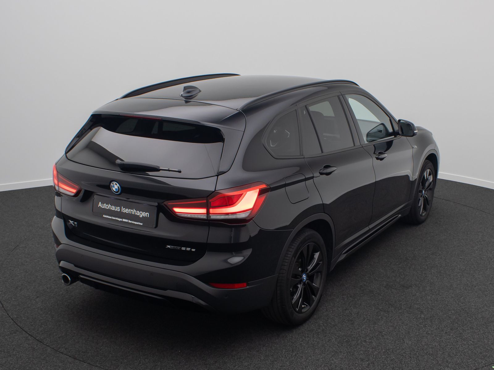 Fahrzeugabbildung BMW X1 xD25e Sport Line HUD DAB Kamera Alarm 18Zoll