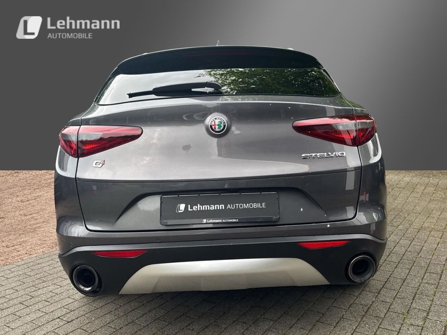 Fahrzeugabbildung Alfa Romeo Stelvio Super Q4 -Panoramadach-Xenon-AHK-
