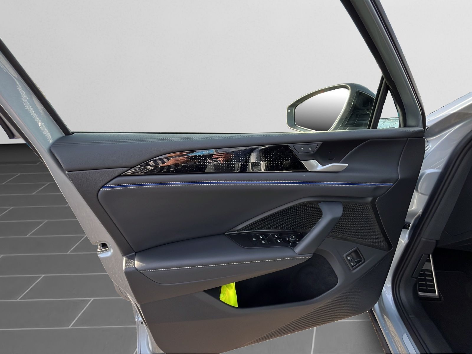 Volkswagen Tiguan - Bild 13