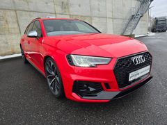 AUDI RS4 Avant 2.9 TFSI quattro erst 47Tkm Misanorot AUDI RS4 Avant 2.9 TFSI quattro erst 47Tkm Misanorot