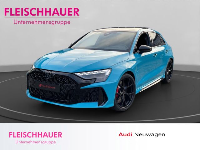 Audi RS3 Sportback 2.5 TFSI Sonderlack: MIAMI-BLUE Sc