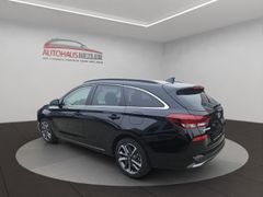 HYUNDAI i30 Advance Deluxe Navi LED ACC Klimaautom Musik