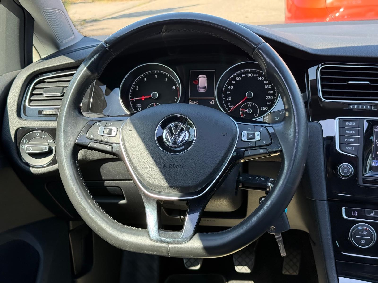 Volkswagen Golf VII Variant 1.4TSI Highline|Panorama|Xenon|