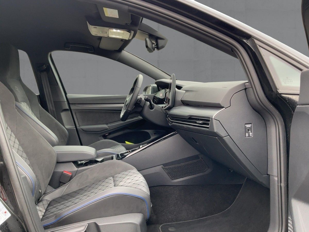 Volkswagen Golf - Bild 12