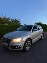 Audi AUDI Q5 2L Benzin Automatik ,TÜV Euro 5 Vo... - Audi Q5: Euro