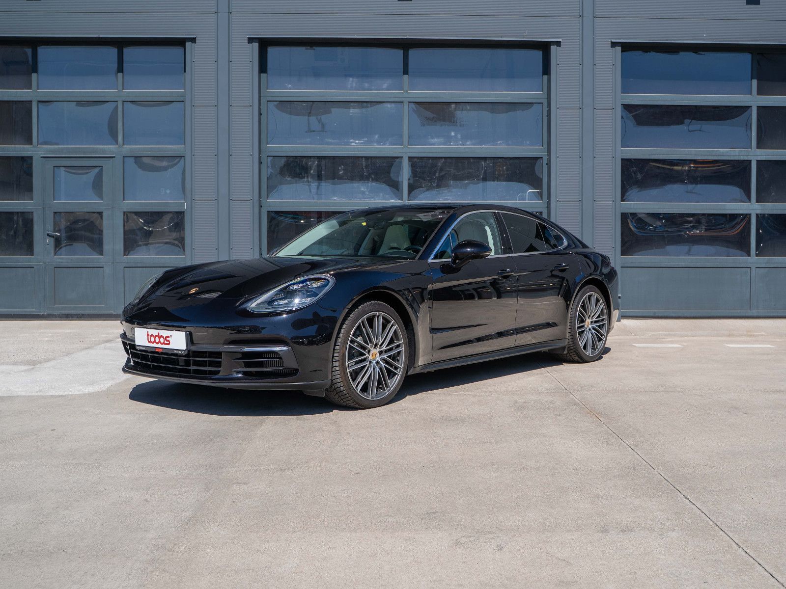 PORSCHE Panamera 4S Diesel*Bose*Panorama*Service 2026