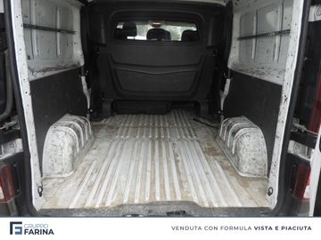 Renault Trafic - 11