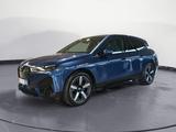 BMW iX xDrive40 AHK ACC Laserlicht - blaue BMW iX