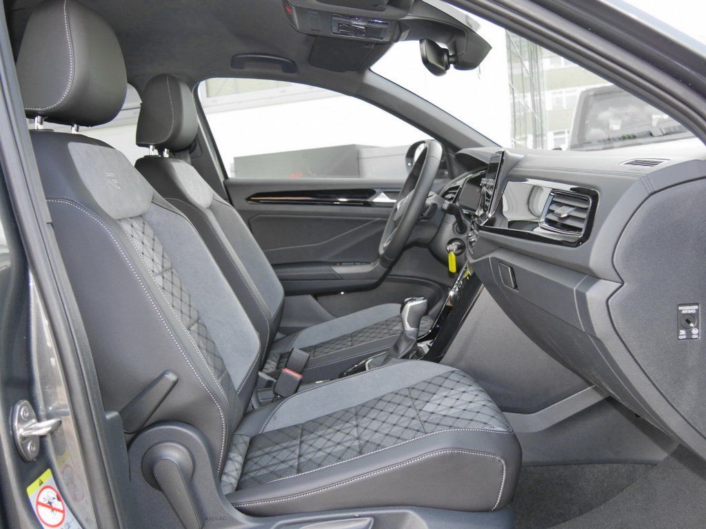 Fahrzeugabbildung Volkswagen T-Roc R-Line 2.0 TDI DSG AHK Standheizung