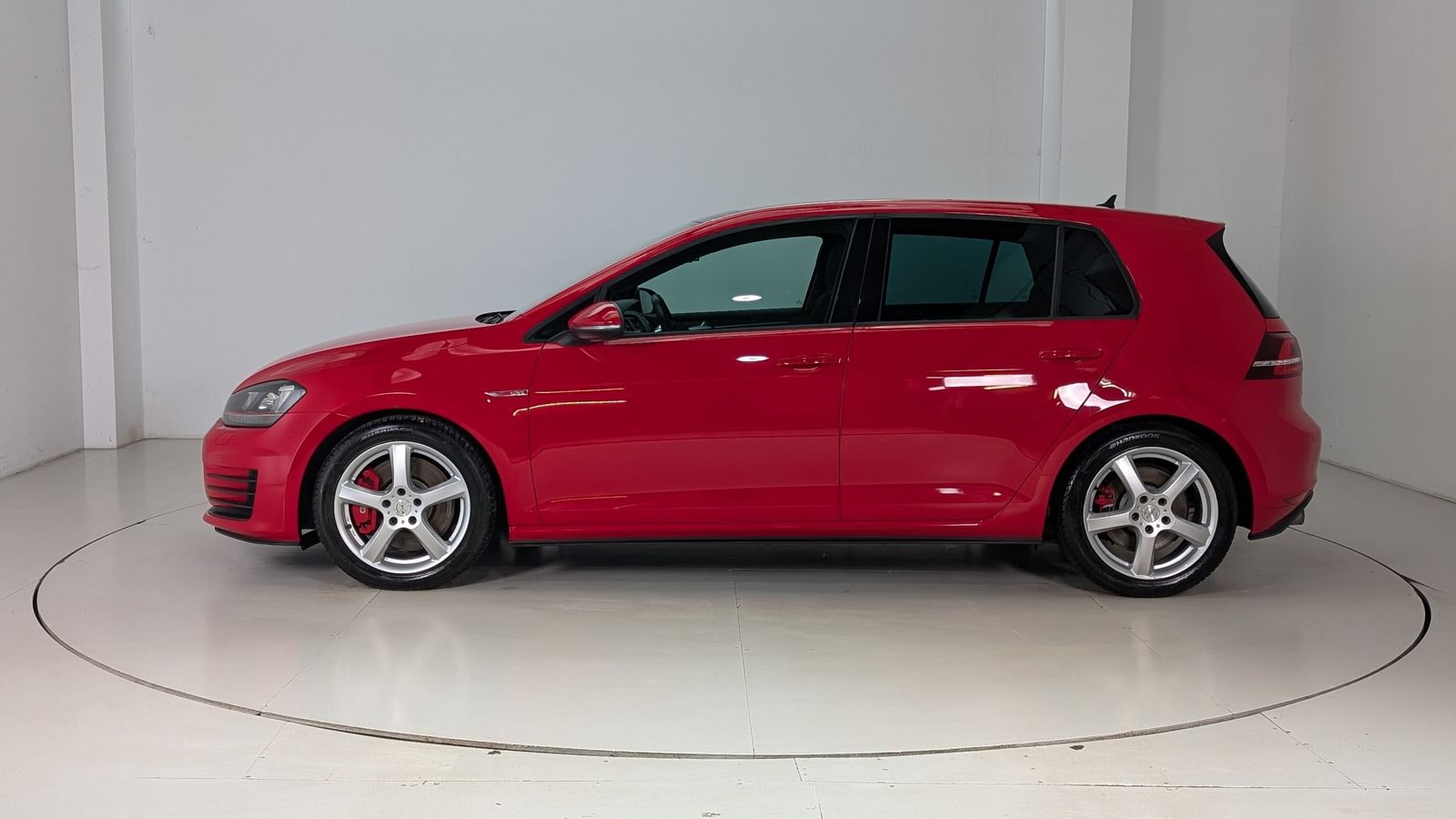 Fahrzeugabbildung Volkswagen Golf GTI 2.0 TSI * 1.Hand * Standheizung * PDC