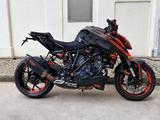 KTM 1290 Super Duke R - KTM DUKE