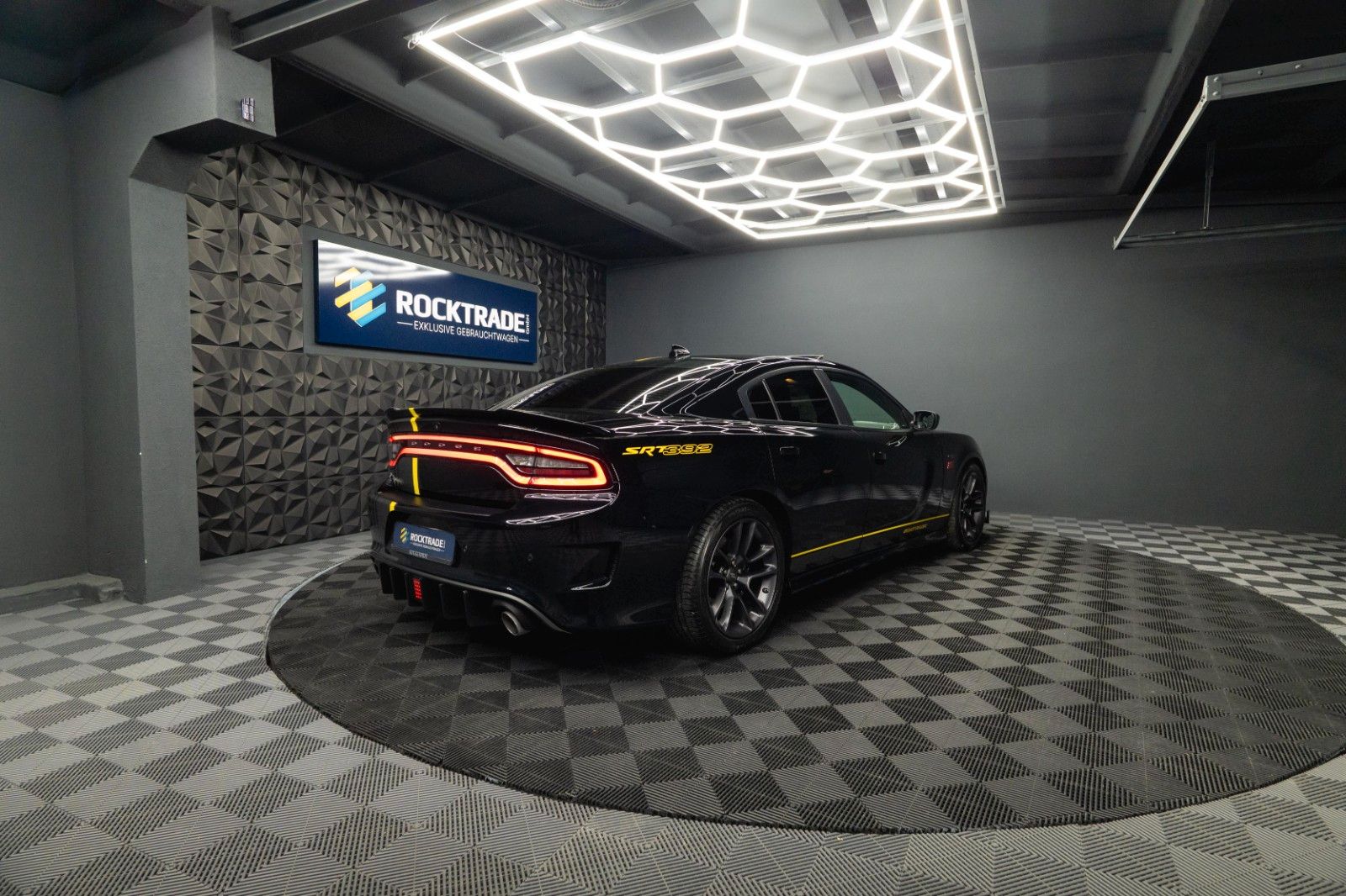 Fahrzeugabbildung Dodge Charger 6.4 V8 SRT 392 SCAT PACK Performance LED