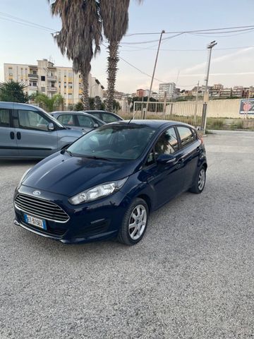 Ford Fiesta 1.5 TDCi 75CV 5 porte Titanium