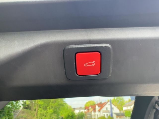 Foto Nummer 12: PEUGEOT 3008