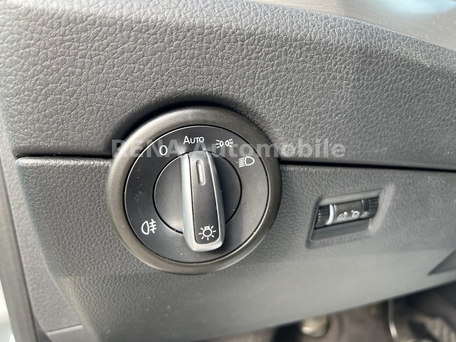 Volkswagen T6 Multivan Comfort DSG AHK el. Türen Standh foto 14