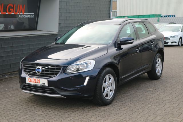 Volvo XC60 Kinetic D3 2.0 2WD*NAVI*SHZ*