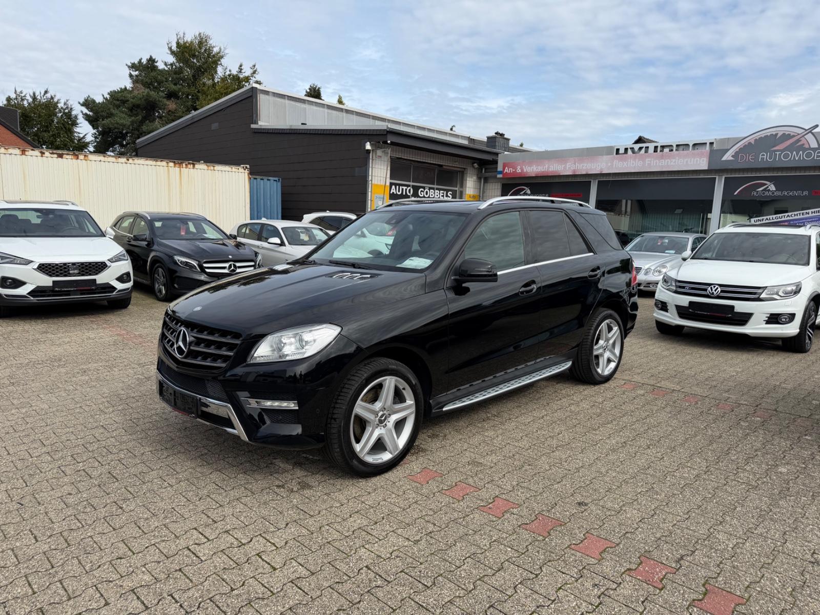 Mercedes-Benz ML 350 CDI 4Matic AMG PAKET 1.HD Leder H&K