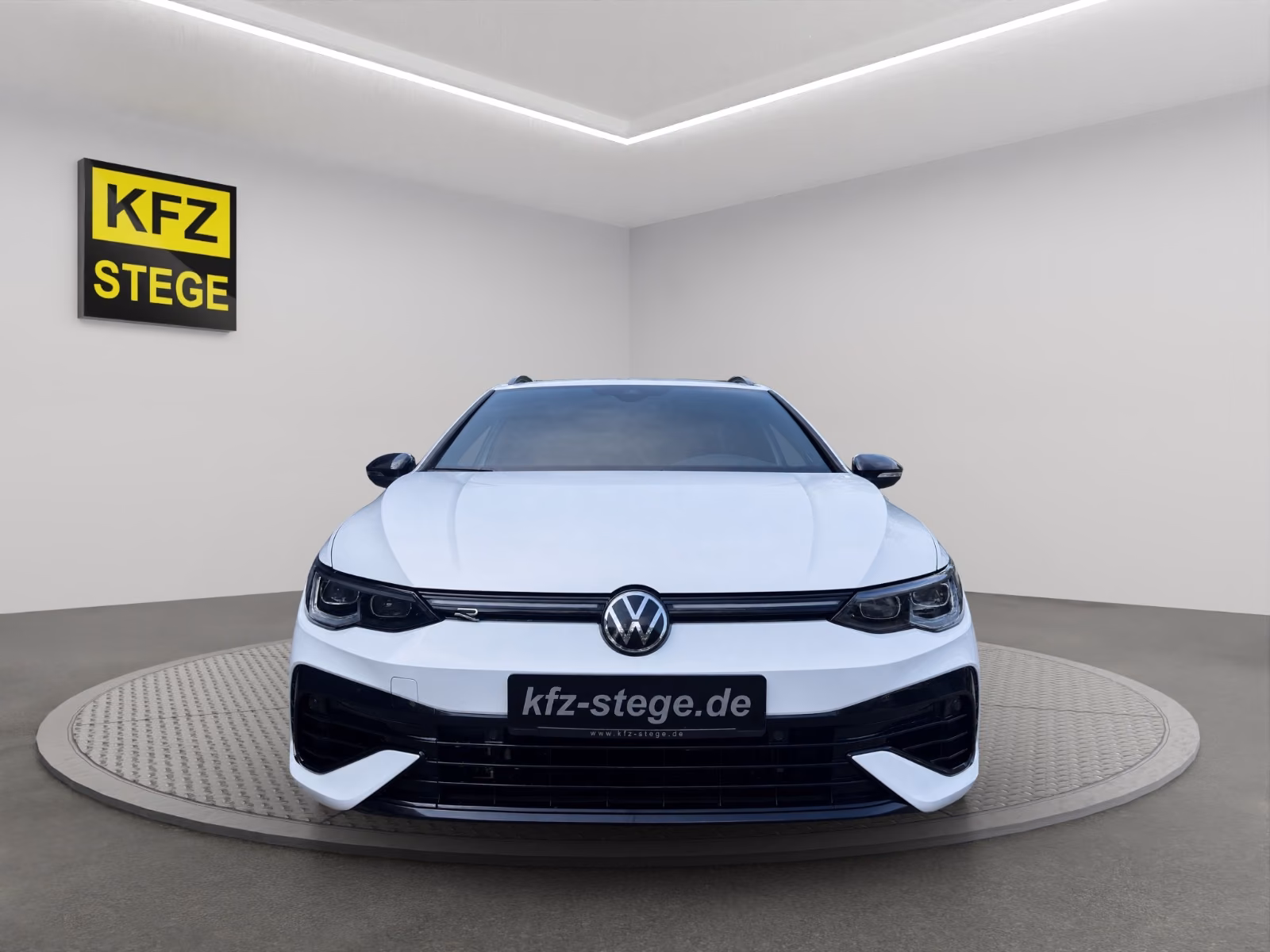 Volkswagen Golf VIII Variant R 4Motion/ Perform./Pano/19", миниатюра 2