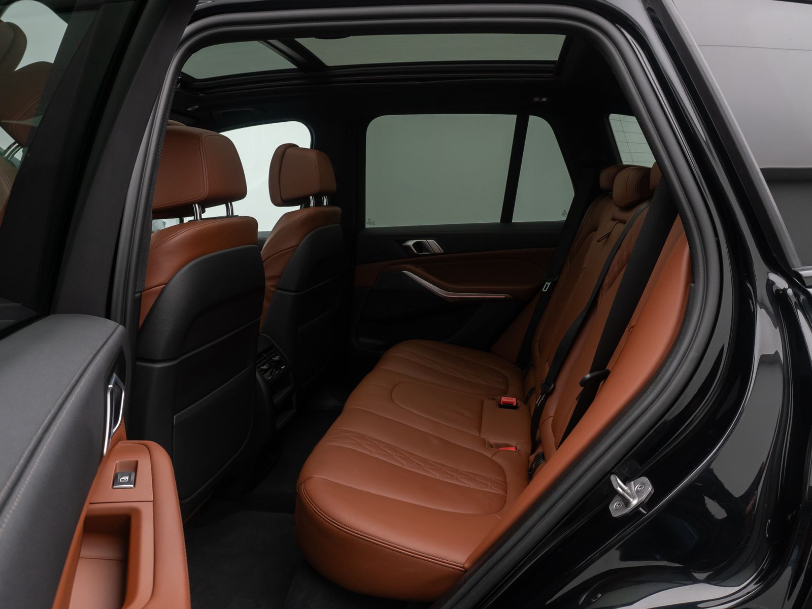 Fahrzeugabbildung BMW X5 xD30d M Sport 360°Laser ACC SoftCl DAB 22Zoll