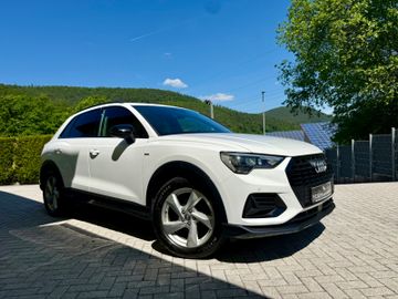 Audi Q3 - 1