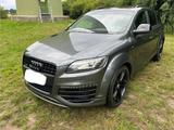 Audi 3.0L TDI V12 Pano/Luft/AHK/Kessy/21Zoll - Audi Q7 mit Diesel-Antrieb: V12