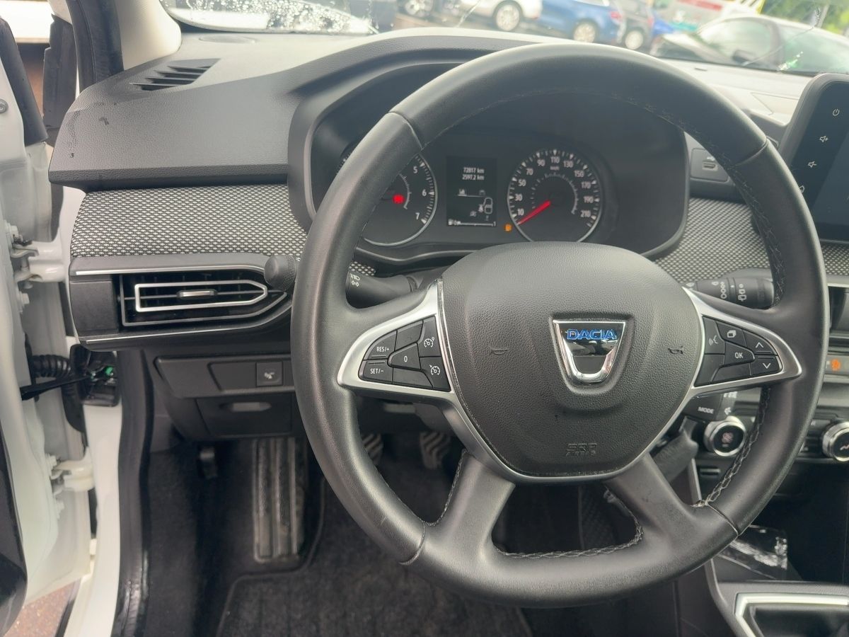 Fahrzeugabbildung Dacia Jogger Comfort TCe 110 SHZ Klimaaut. EPH