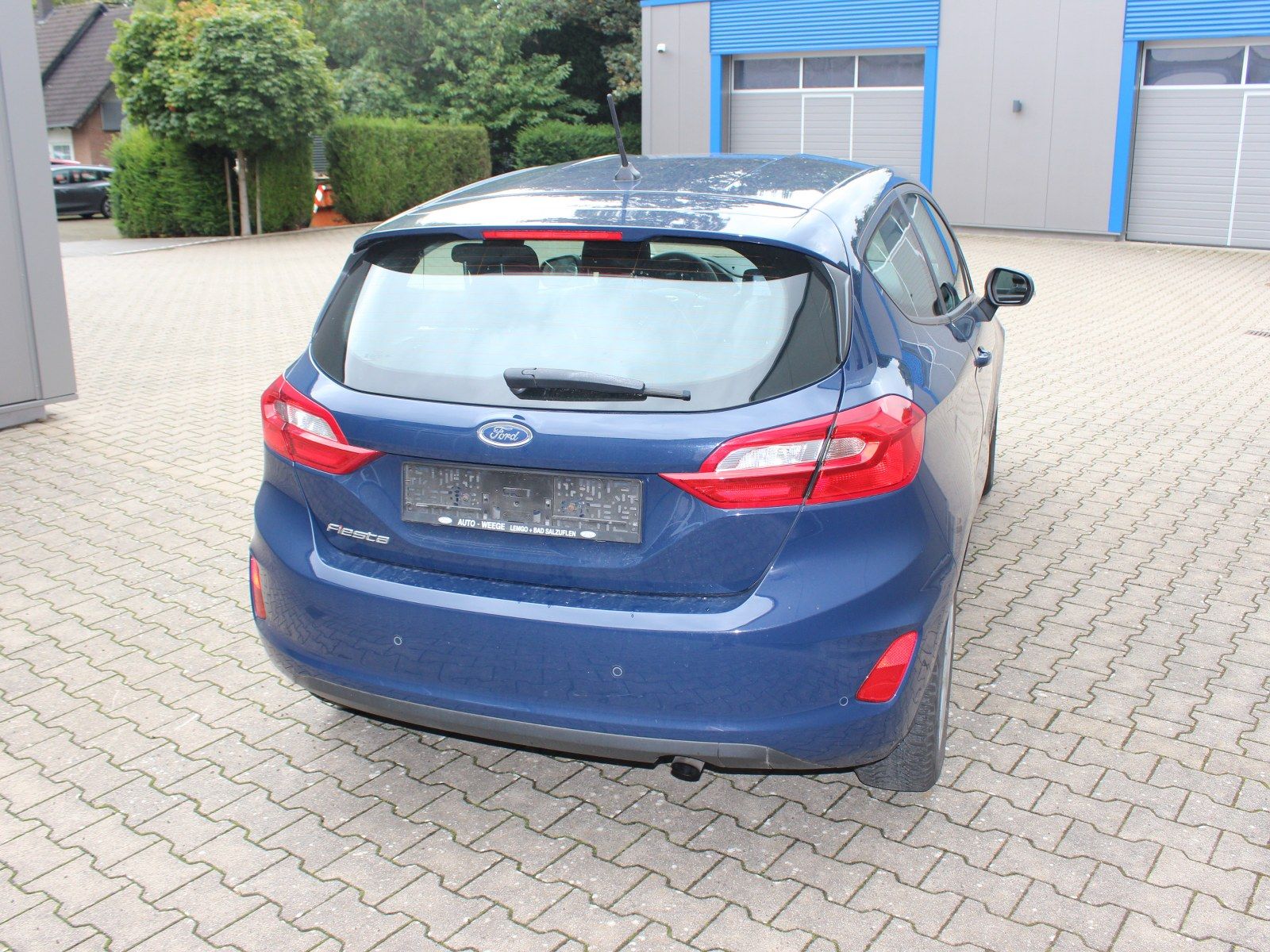 Fahrzeugabbildung Ford Fiesta Cool & Connect 1,1
