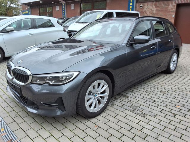 BMW 320d Touring X Drive Advantage,Navi, Leder,Autom