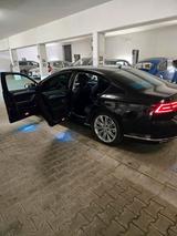 Volkswagen VW PASSAT  B8 R LINE SPORT HIGHLINE - VW Passat Gebrauchtwagen in München