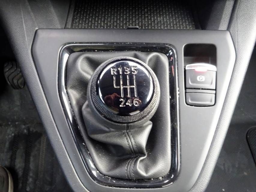 Fahrzeugabbildung Nissan Townstar Kasten 2,3t DIG-T L2 N-Connecta